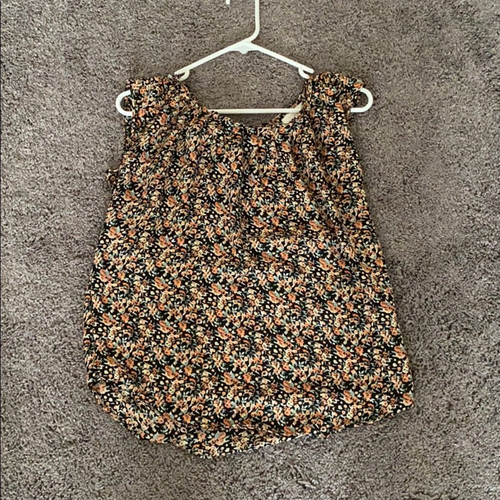 Floral blouse - Picture 1 of 3